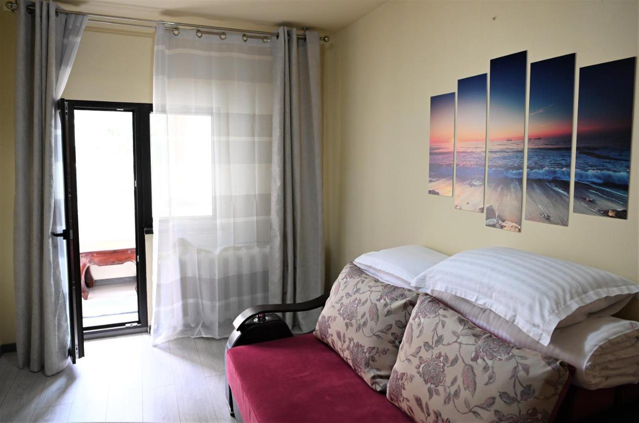 Marin Hotel Apartment Brasov Exterior photo