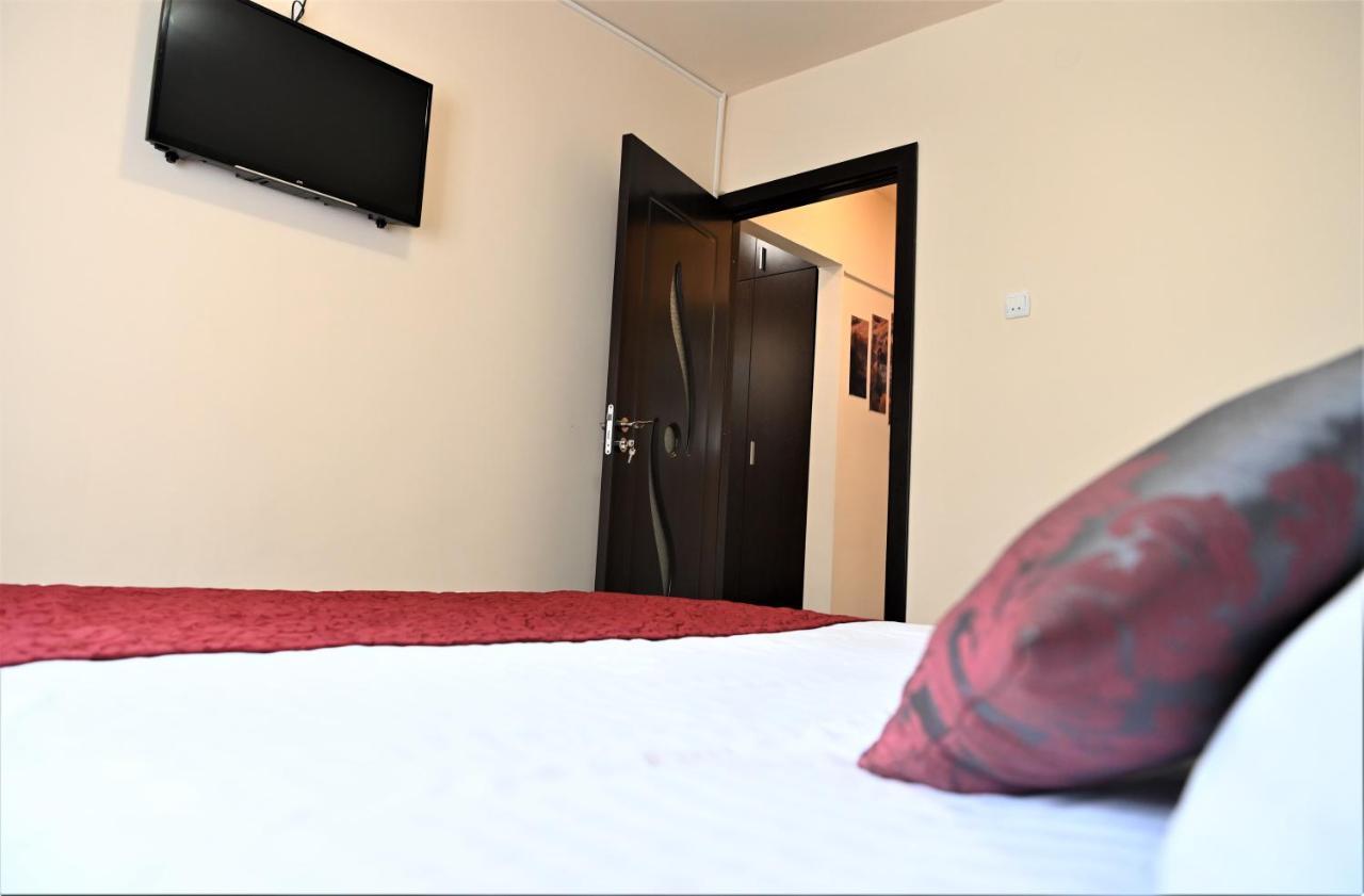 Marin Hotel Apartment Brasov Exterior photo